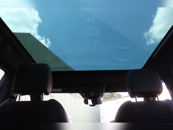 Used Land Rover Range Rover Evoque 2019 for sale - 79248004: Photo