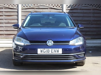 Used Volkswagen Golf 2018 for sale - 79107127: Photo