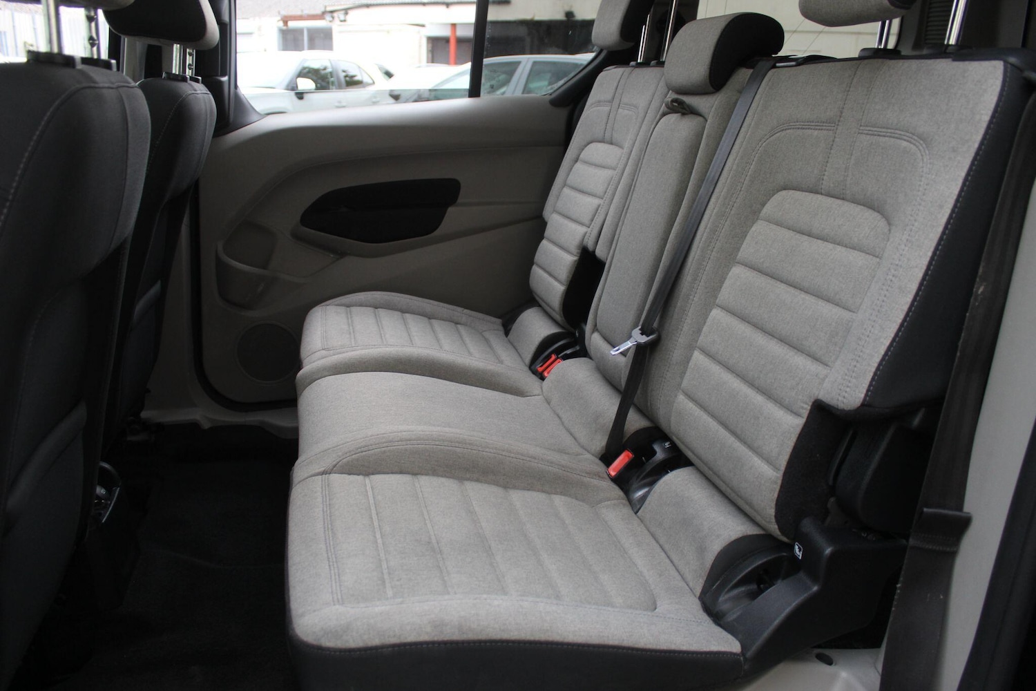 Used Ford Grand Tourneo Connect 2019 for sale - 76987889: Photo 25