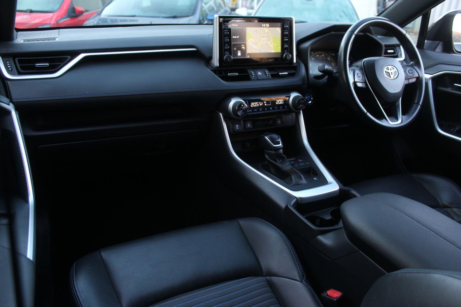 Used Toyota RAV4 2020 for sale - 76832669: Photo 15