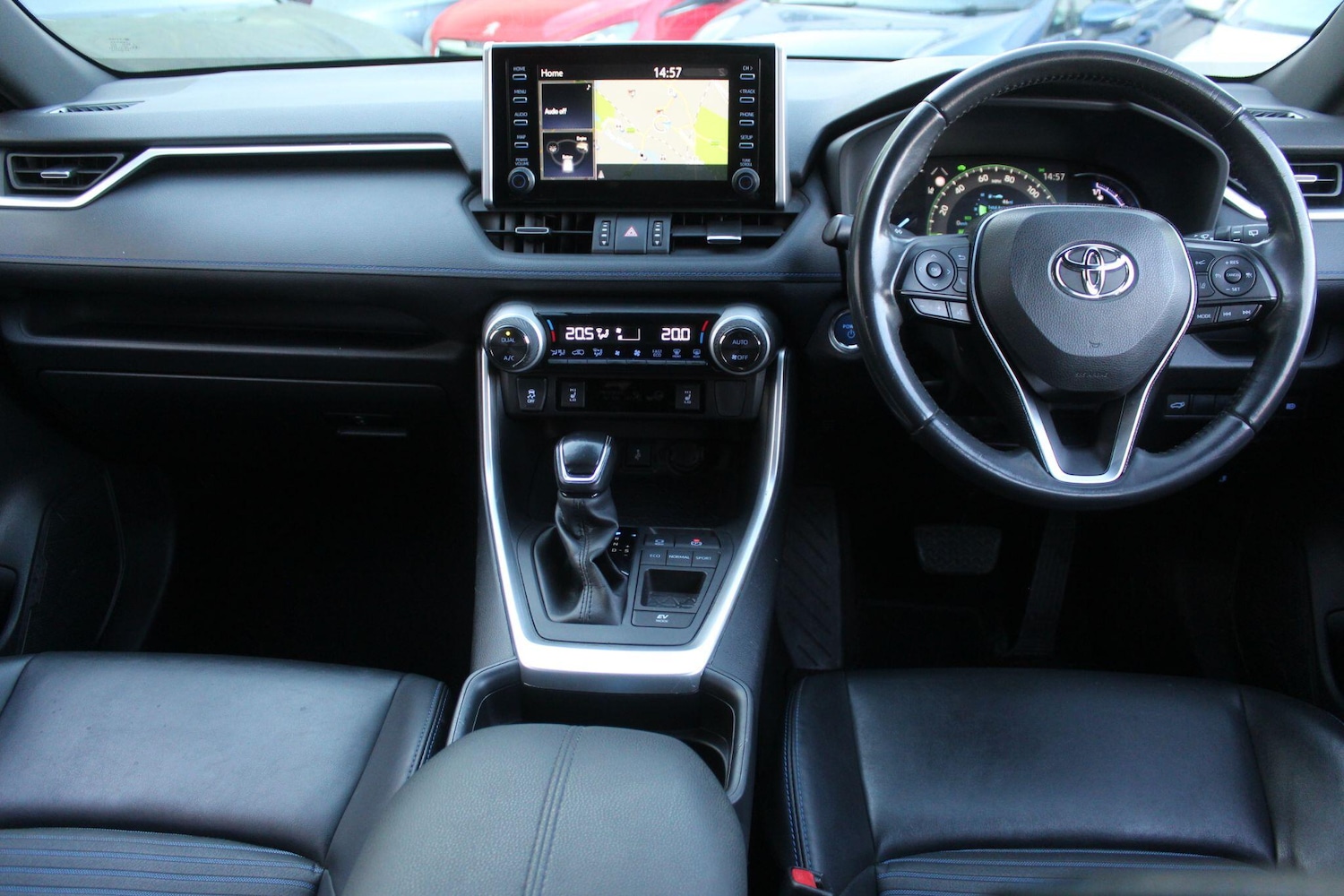 Used Toyota RAV4 2020 for sale - 76832669: Photo 16