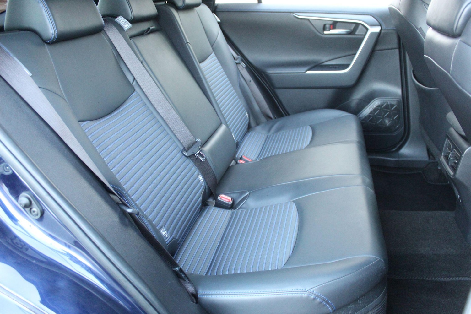 Used Toyota RAV4 2020 for sale - 76832669: Photo 21