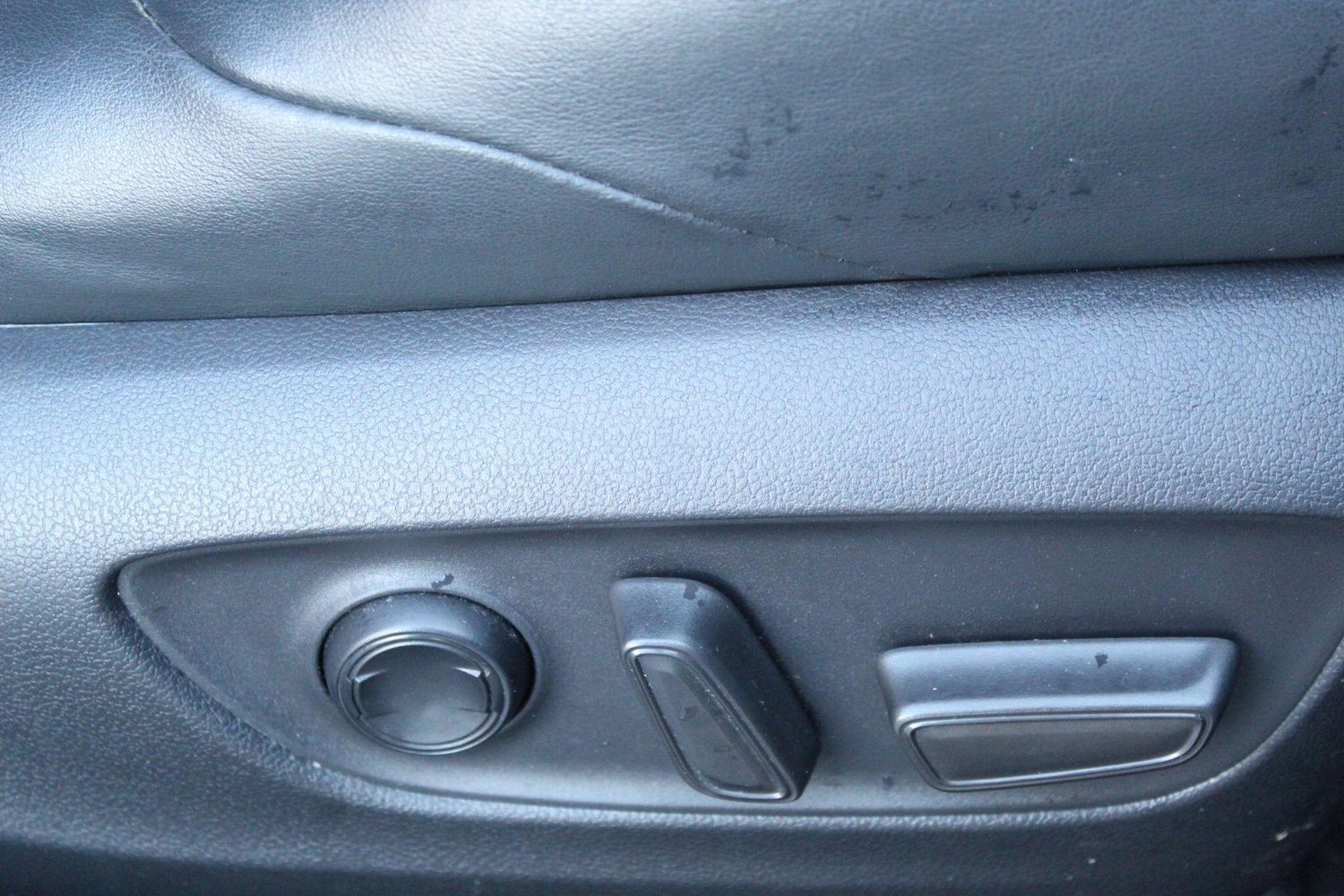 Used Toyota RAV4 2020 for sale - 76832669: Photo 24