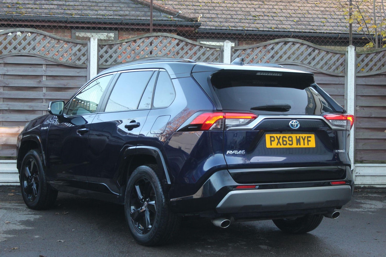 Used Toyota RAV4 2020 for sale - 76832669: Photo 9