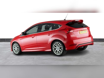 Used Ford Focus 2016 for sale - 75914985: Photo