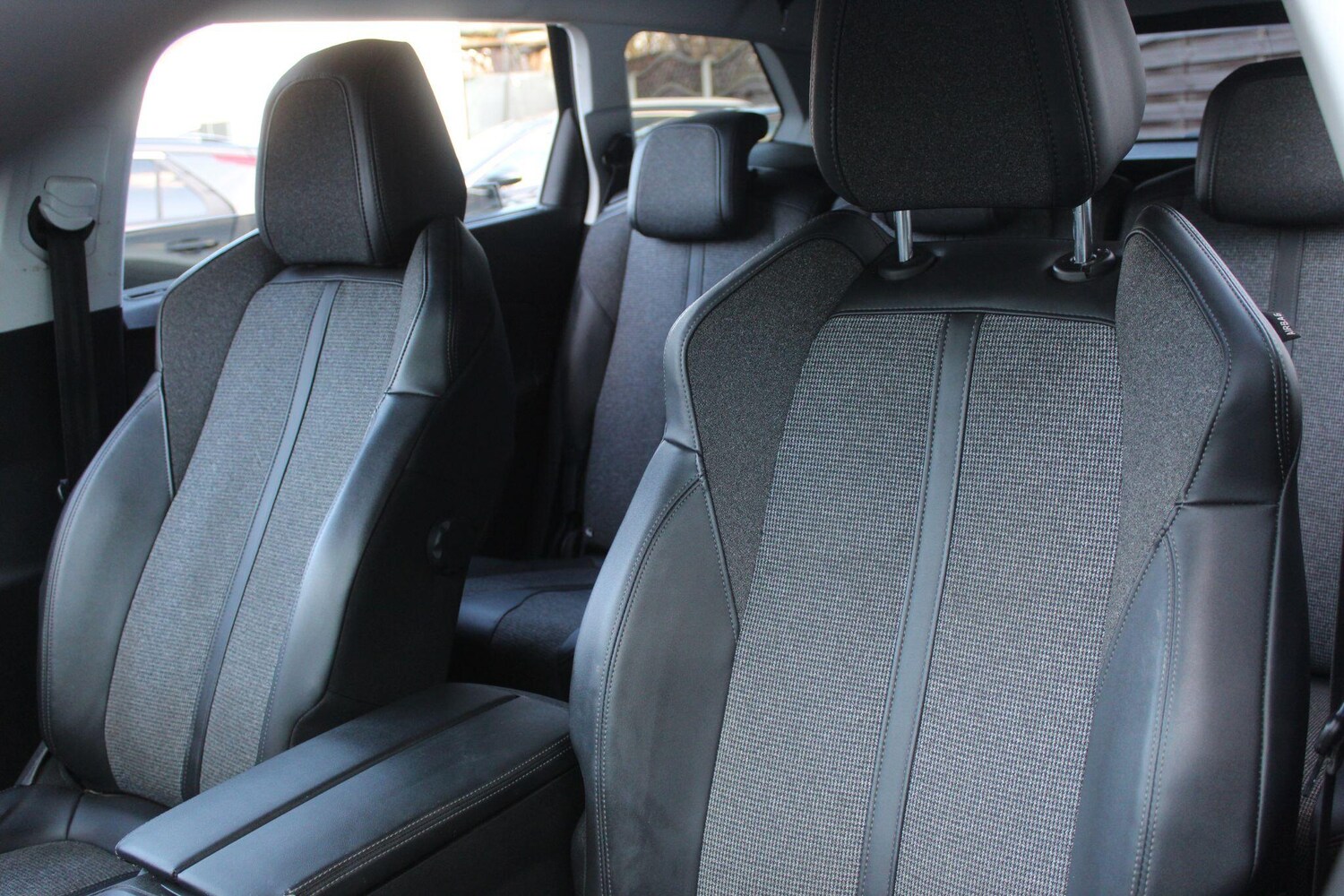 Used Peugeot 5008 2019 for sale - 77016437: Photo 28