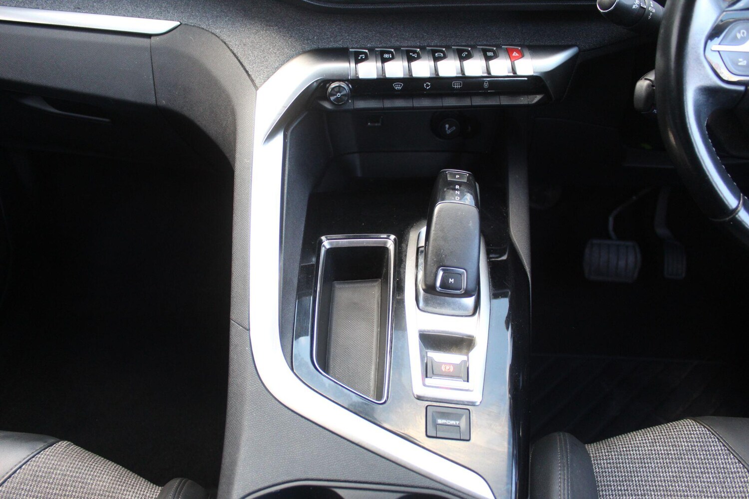 Used Peugeot 5008 2019 for sale - 77016437: Photo 31