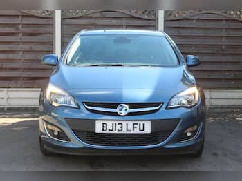 Used Vauxhall Astra 2013 for sale - 79740539: Photo