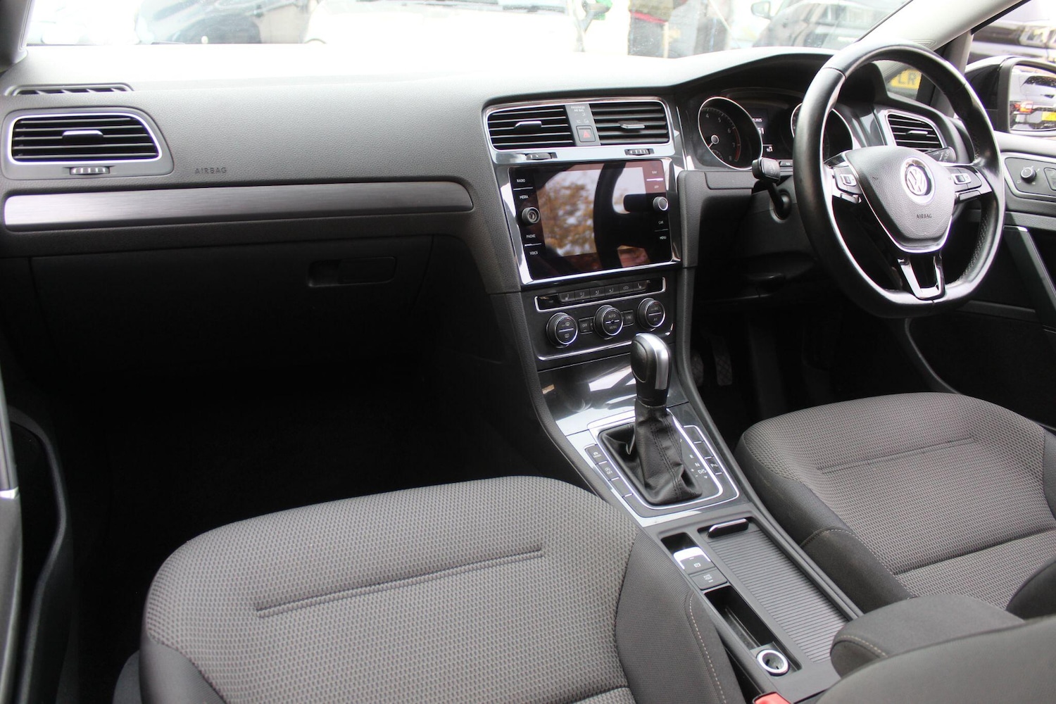 Used Volkswagen Golf 2020 for sale - 76473036: Photo 14