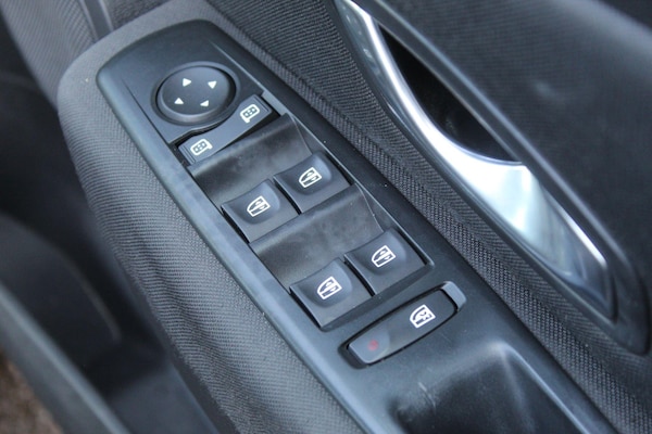 Used Renault Megane 2009 for sale - 75115180: Photo 15