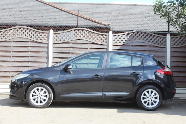 Used Renault Megane 2009 for sale - 75115180: Photo 7