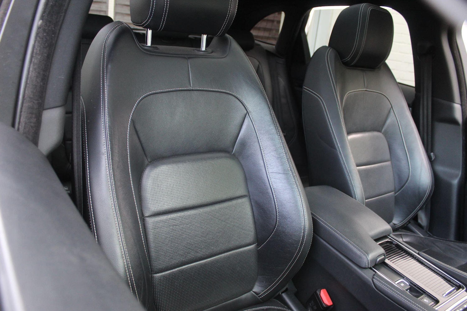 Used Jaguar F-Pace 2017 for sale - 76936426: Photo 19