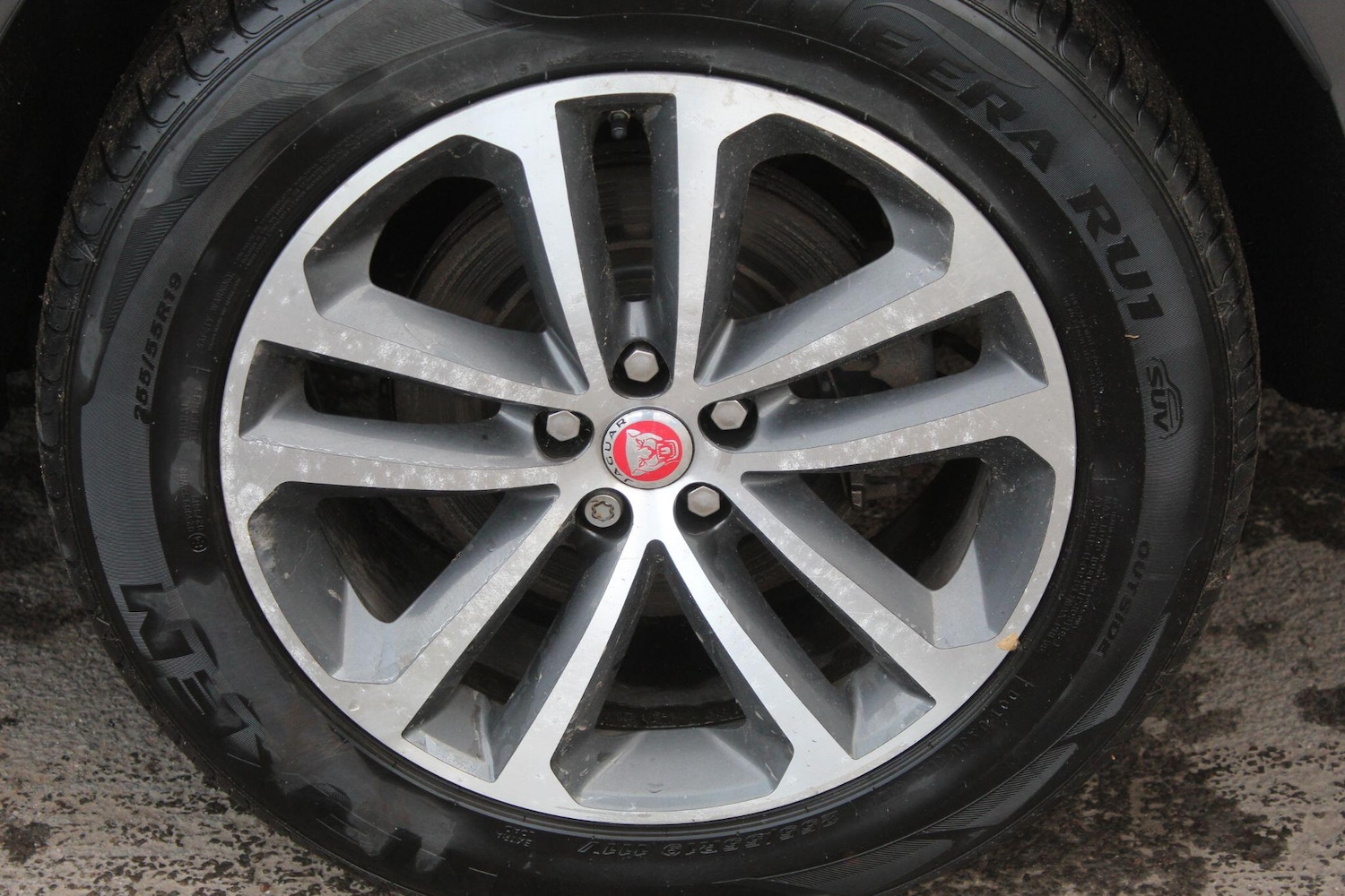 Used Jaguar F-Pace 2017 for sale - 76936426: Photo 33