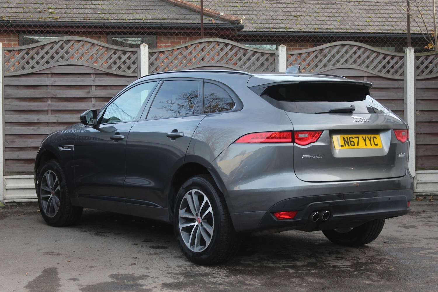 Used Jaguar F-Pace 2017 for sale - 76936426: Photo 8