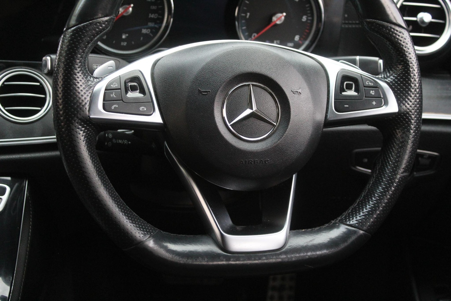 Used Mercedes-Benz E Class 2017 for sale - 76336737: Photo 24