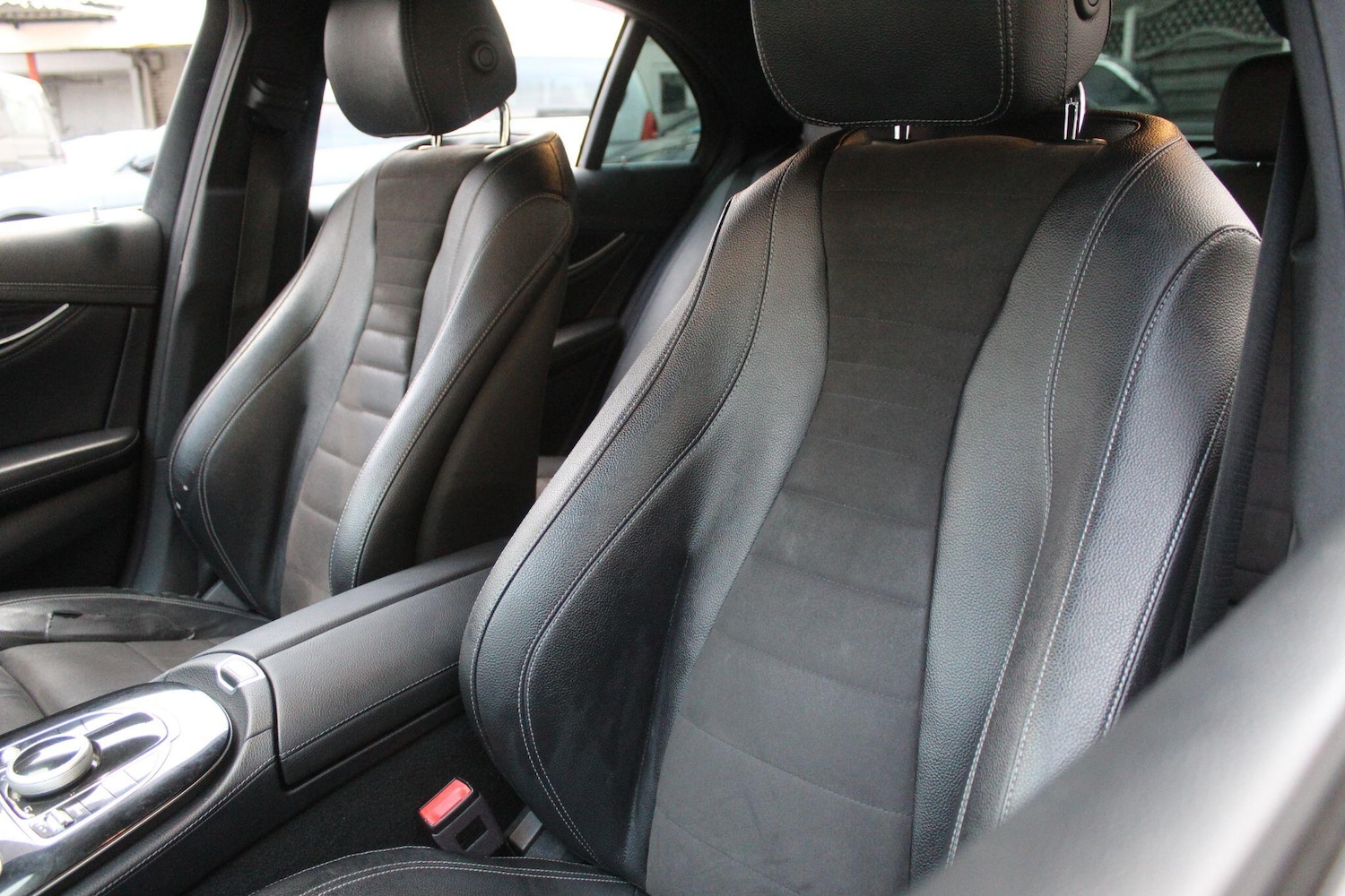 Used Mercedes-Benz E Class 2017 for sale - 76336737: Photo 26