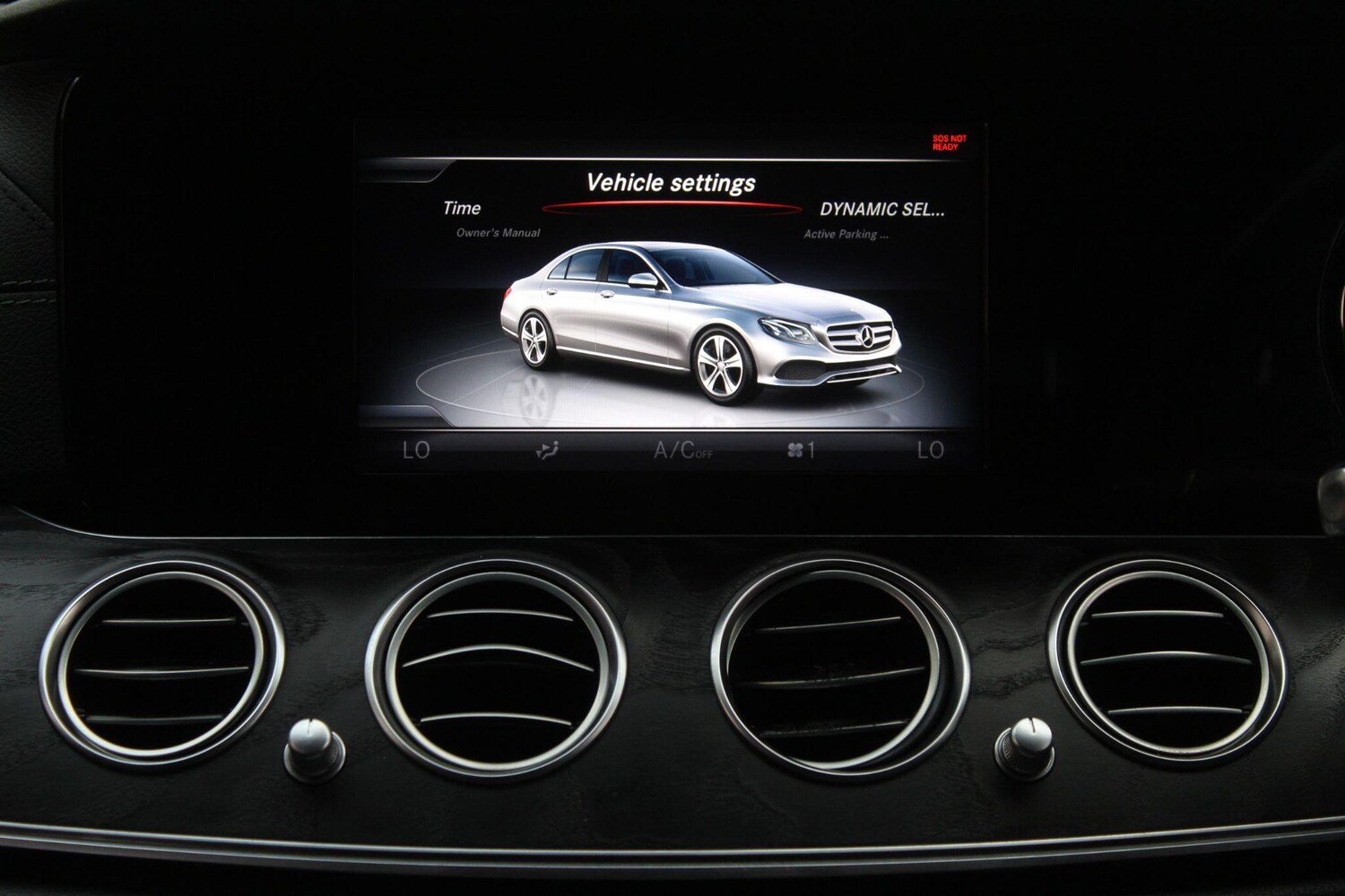 Used Mercedes-Benz E Class 2017 for sale - 76336737: Photo 33