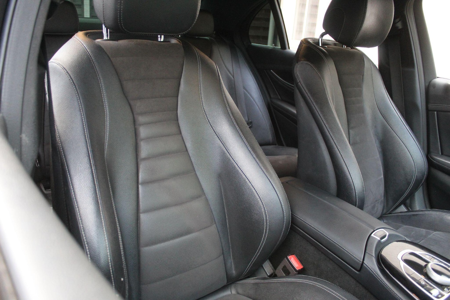 Used Mercedes-Benz E Class 2017 for sale - 76336737: Photo 5