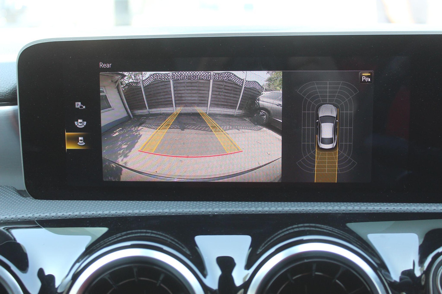 Used Mercedes-Benz CLA for sale - 77646939: Photo 3