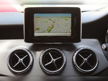 Used Mercedes-Benz GLA 2015 for sale - 78561555: Photo