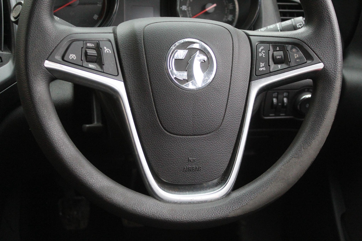 Used Vauxhall Astra 2012 for sale - 77798986: Photo 23