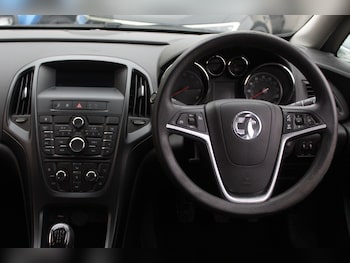 Used Vauxhall Astra 2012 for sale - 77798986: Photo