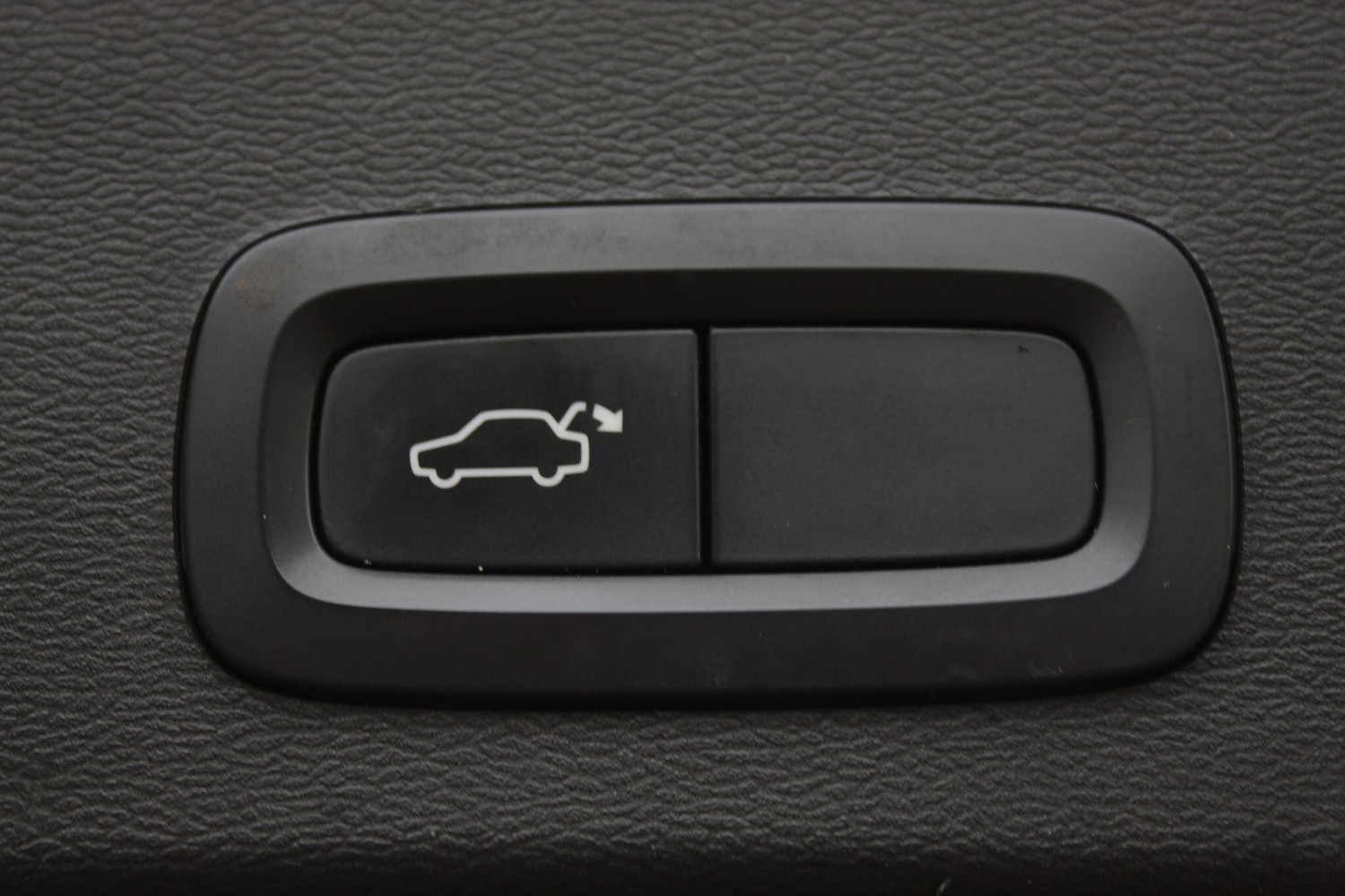 Used Volvo XC40 2020 for sale - 76031624: Photo 13