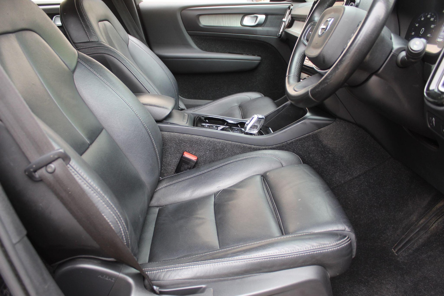 Used Volvo XC40 2020 for sale - 76031624: Photo 19