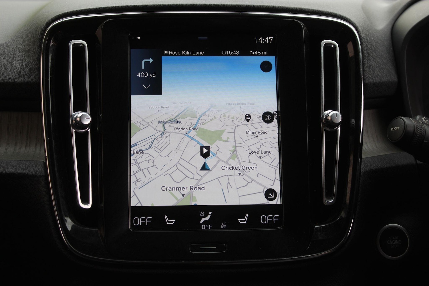 Used Volvo XC40 2020 for sale - 76031624: Photo 2