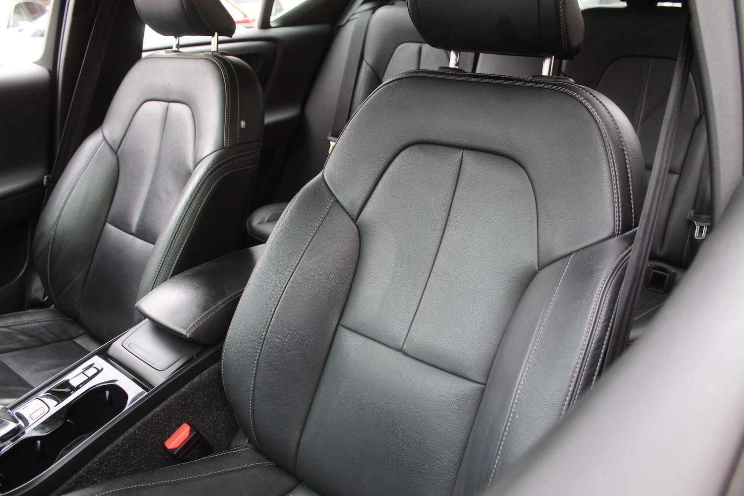 Used Volvo XC40 2020 for sale - 76031624: Photo 25