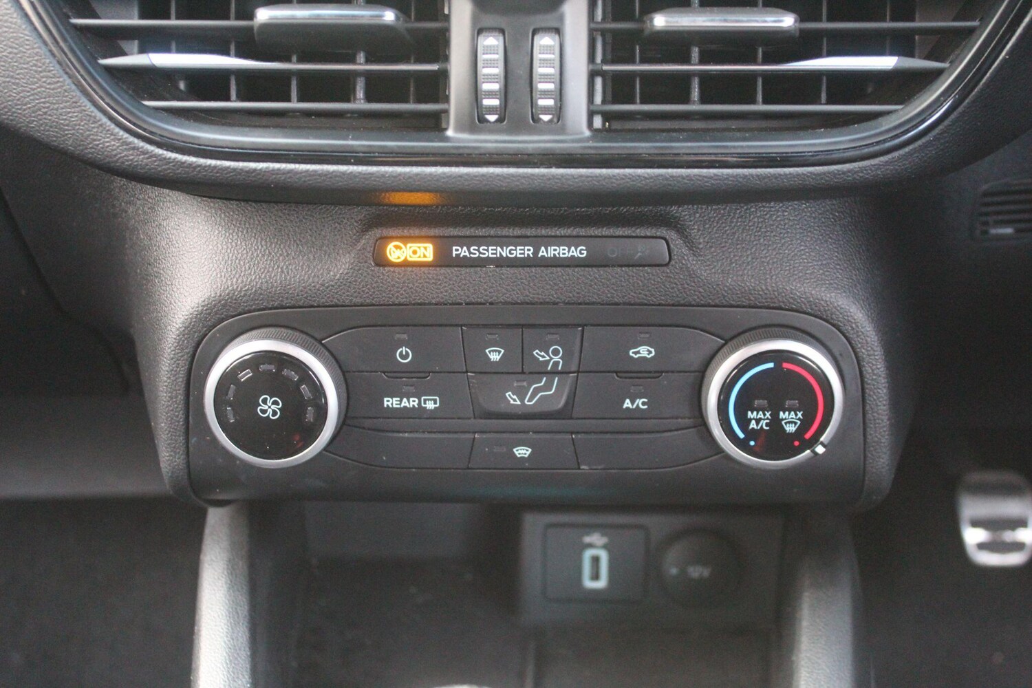 Used Ford Focus 2020 for sale - 77254800: Photo 20