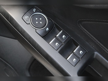 Used Ford Focus 2020 for sale - 77254800: Photo