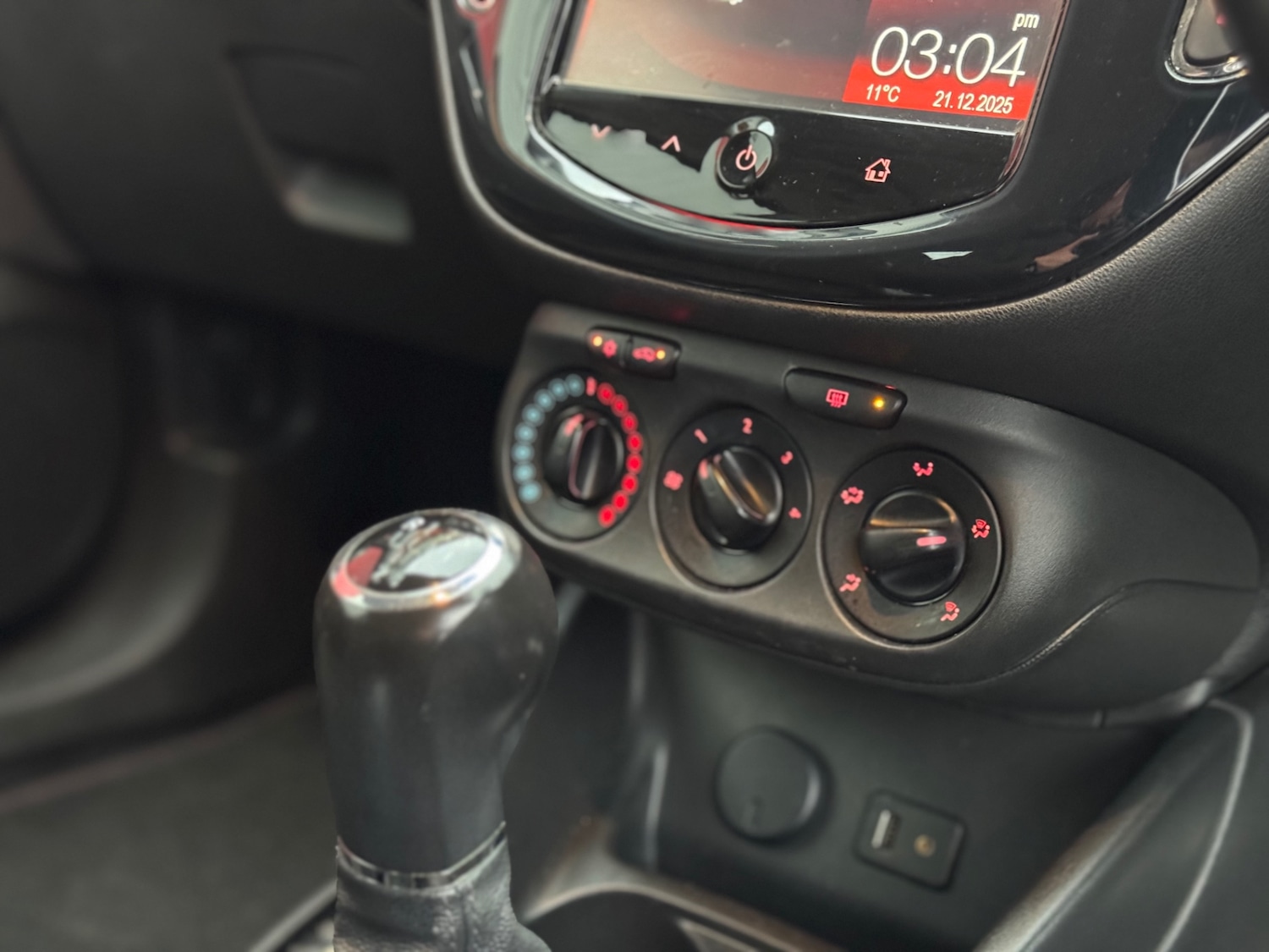 Used Vauxhall Corsa 2016 for sale - 77019980: Photo 14