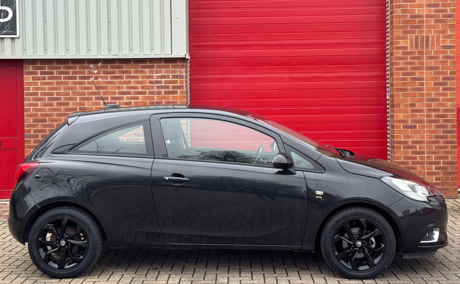 Used Vauxhall Corsa 2016 for sale - 77019980: Photo 3