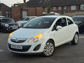Vauxhall - Corsa