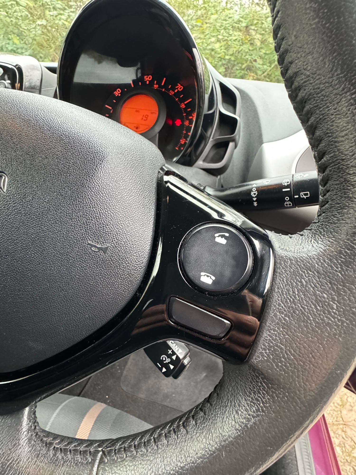 Used Peugeot 108 2015 for sale - 76759750: Photo 18