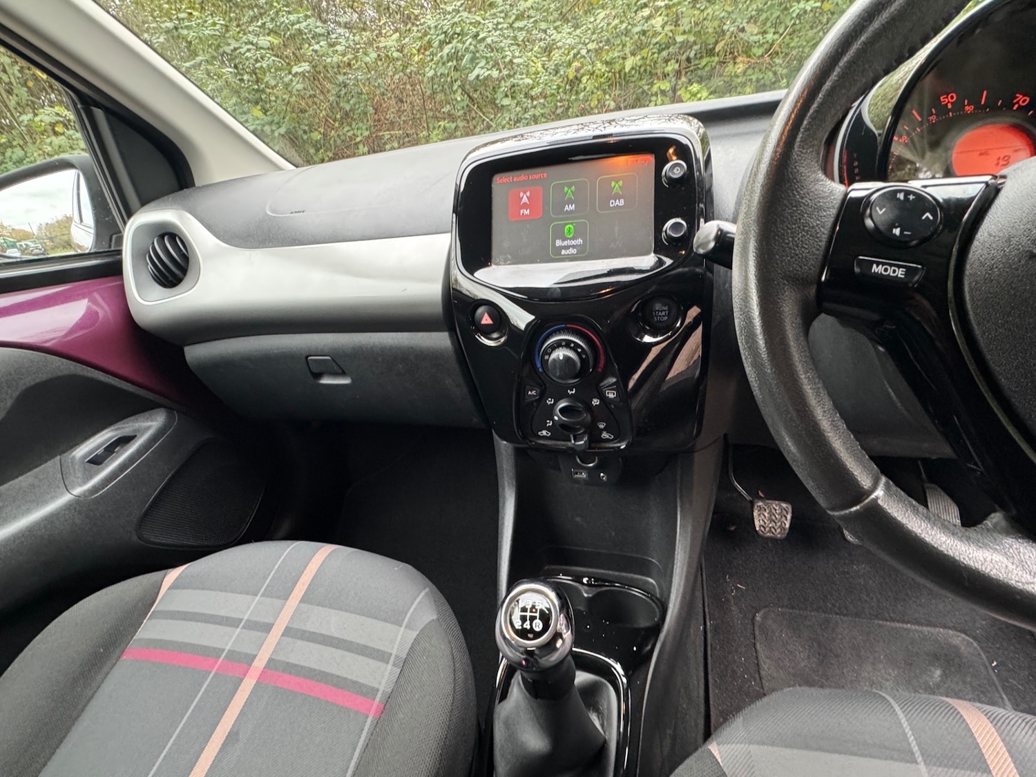 Used Peugeot 108 2015 for sale - 76759750: Photo 19