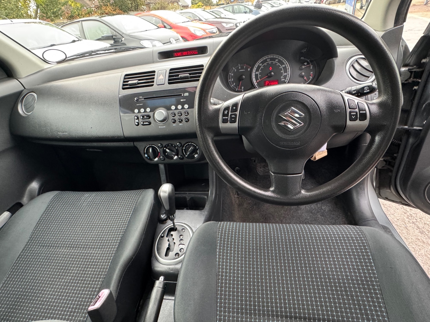 Used Suzuki Swift 2005 for sale - 76353701: Photo 14
