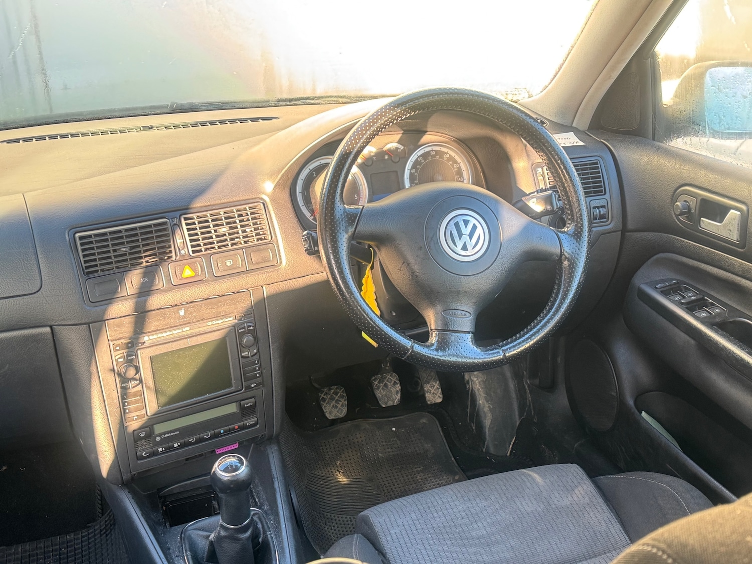 Used Volkswagen Golf 2004 for sale - 76855512: Photo 6