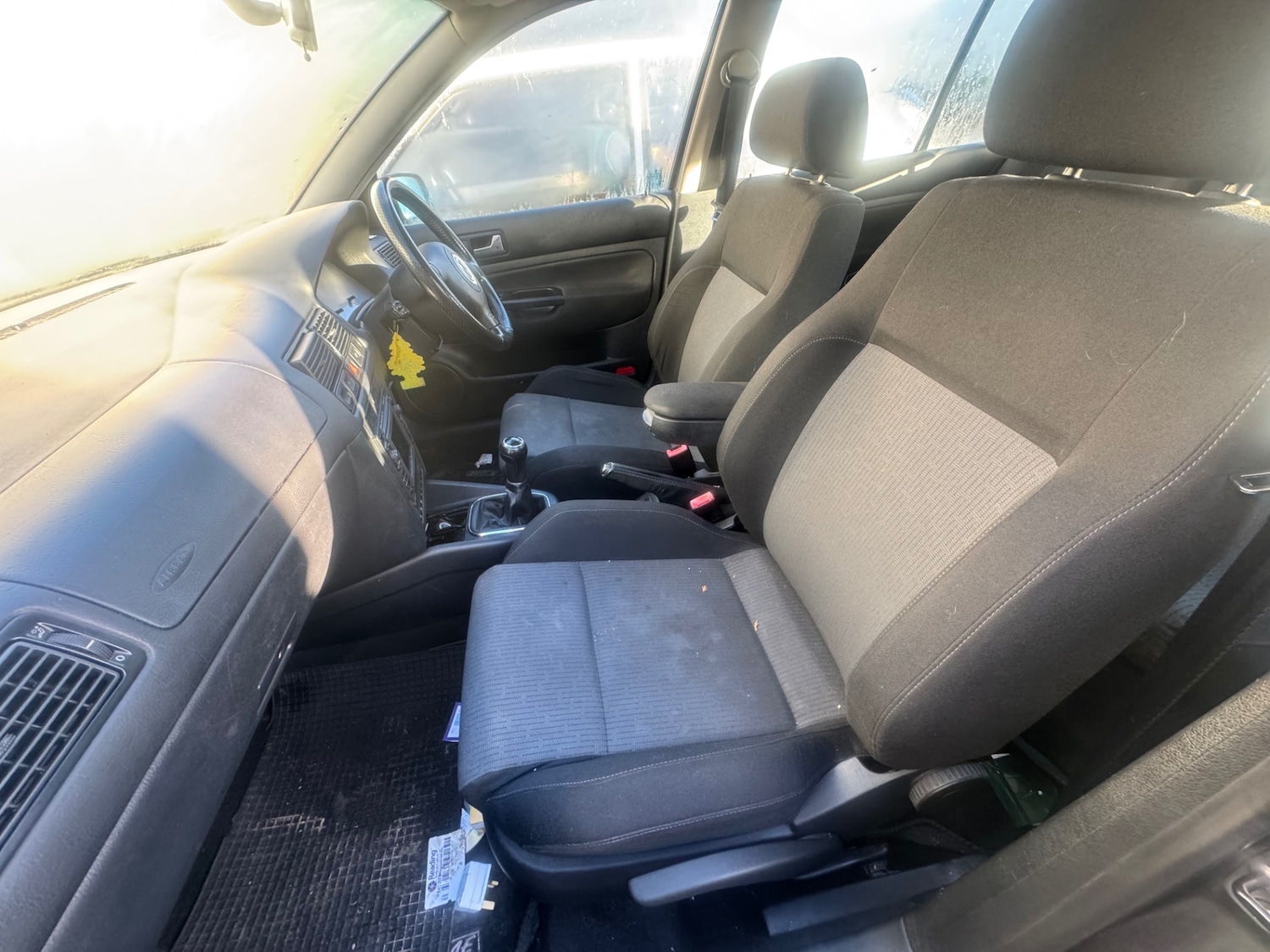 Used Volkswagen Golf 2004 for sale - 76855512: Photo 8