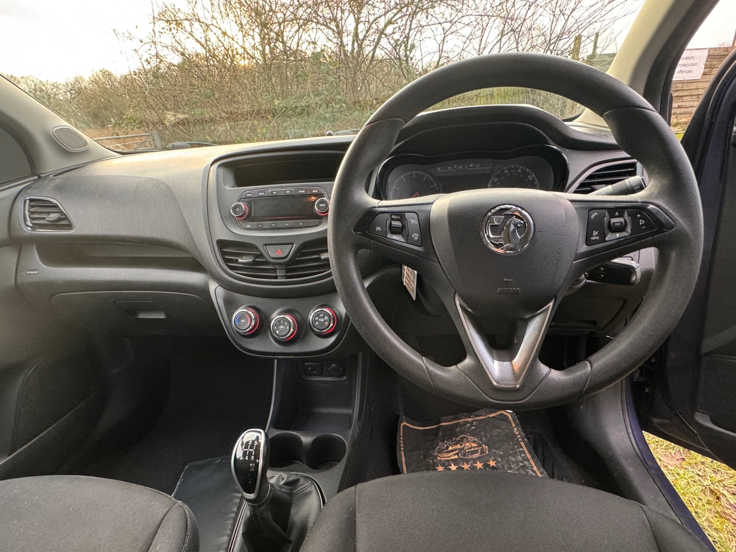 Used Vauxhall Viva 2016 for sale - 77258004: Photo 11