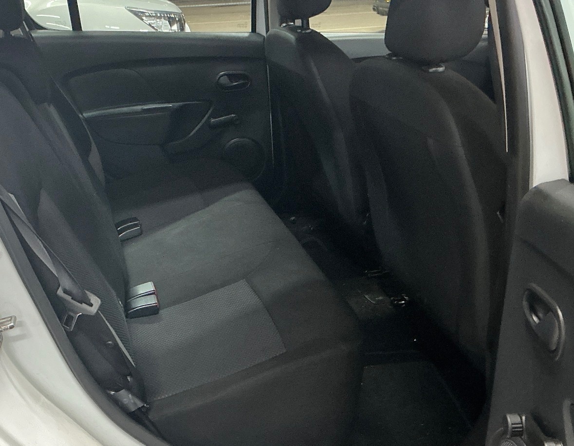 Used Dacia Sandero 2016 for sale - 77660283: Photo 8