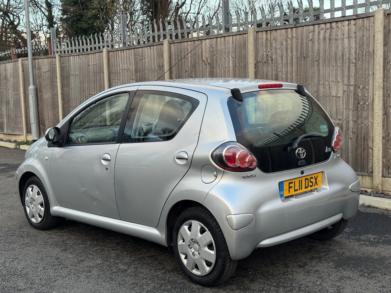 Used Toyota AYGO 2011 for sale - 77378130: Photo 10