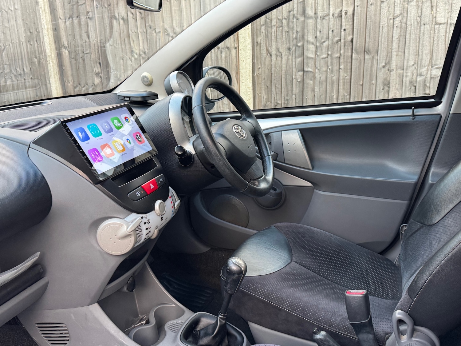 Used Toyota AYGO 2011 for sale - 77378130: Photo 12