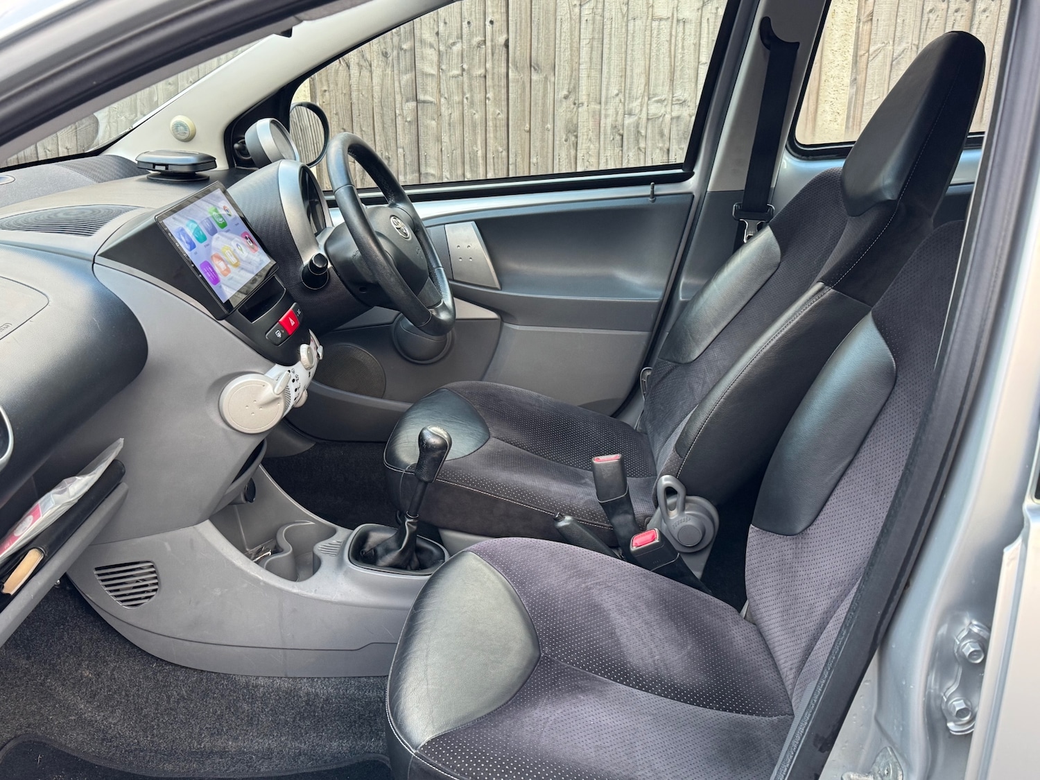 Used Toyota AYGO 2011 for sale - 77378130: Photo 14