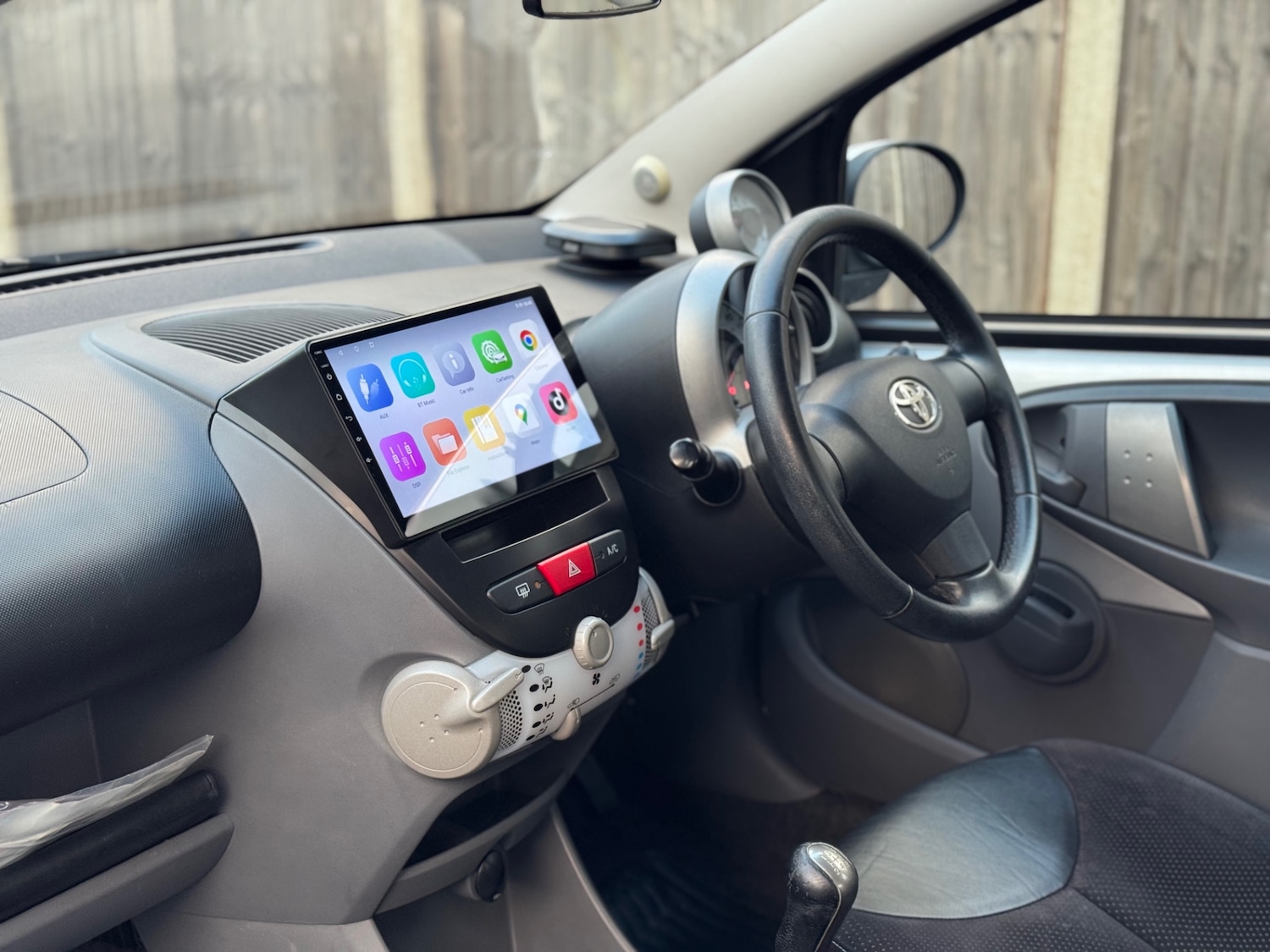 Used Toyota AYGO 2011 for sale - 77378130: Photo 9