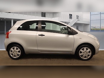 Used Toyota Yaris 2007 for sale - 76667848: Photo