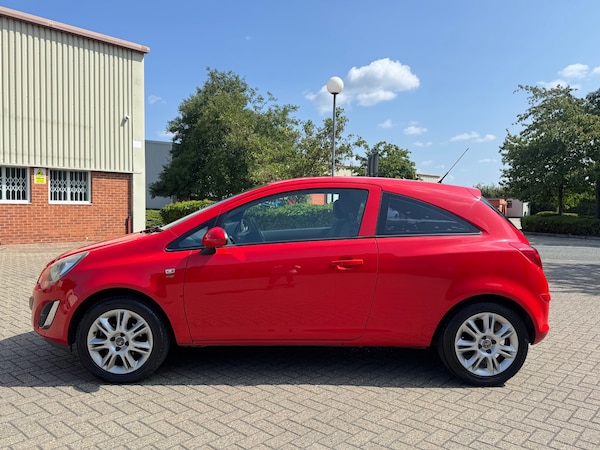 Used Vauxhall Corsa 2013 for sale - 75457836: Photo 3