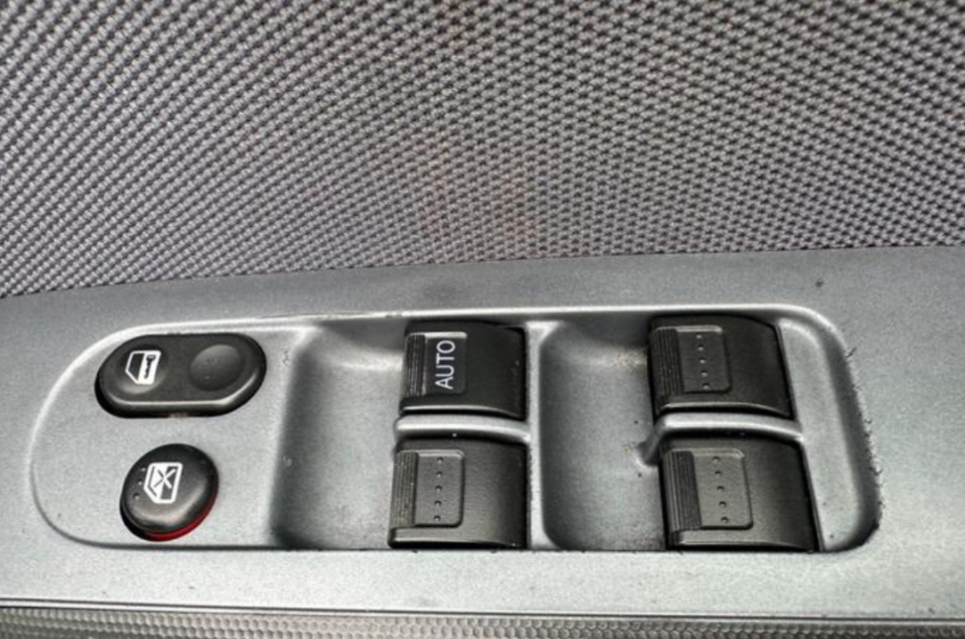 Used Honda Jazz 2004 for sale - 76667849: Photo 17