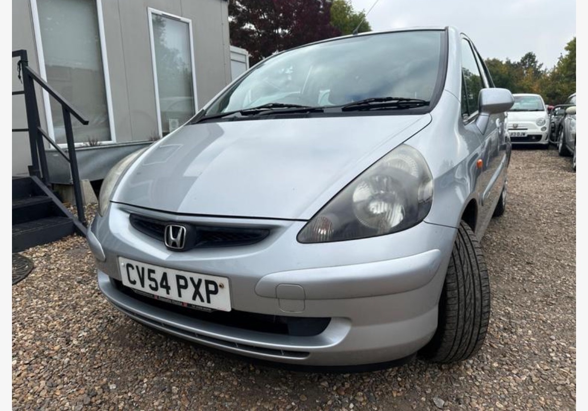 Used Honda Jazz 2004 for sale - 76667849: Photo 2